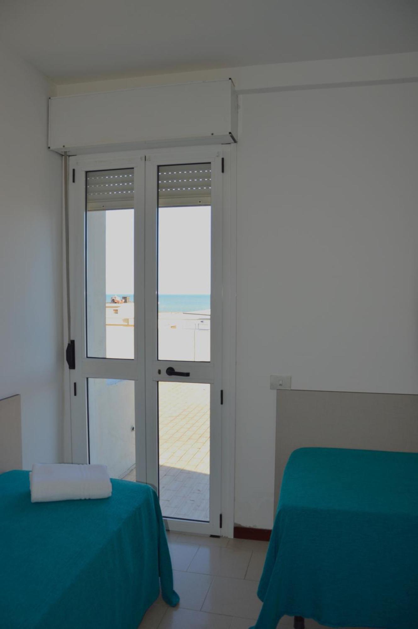 Hotel Caesar Pesaro Eksteriør bilde