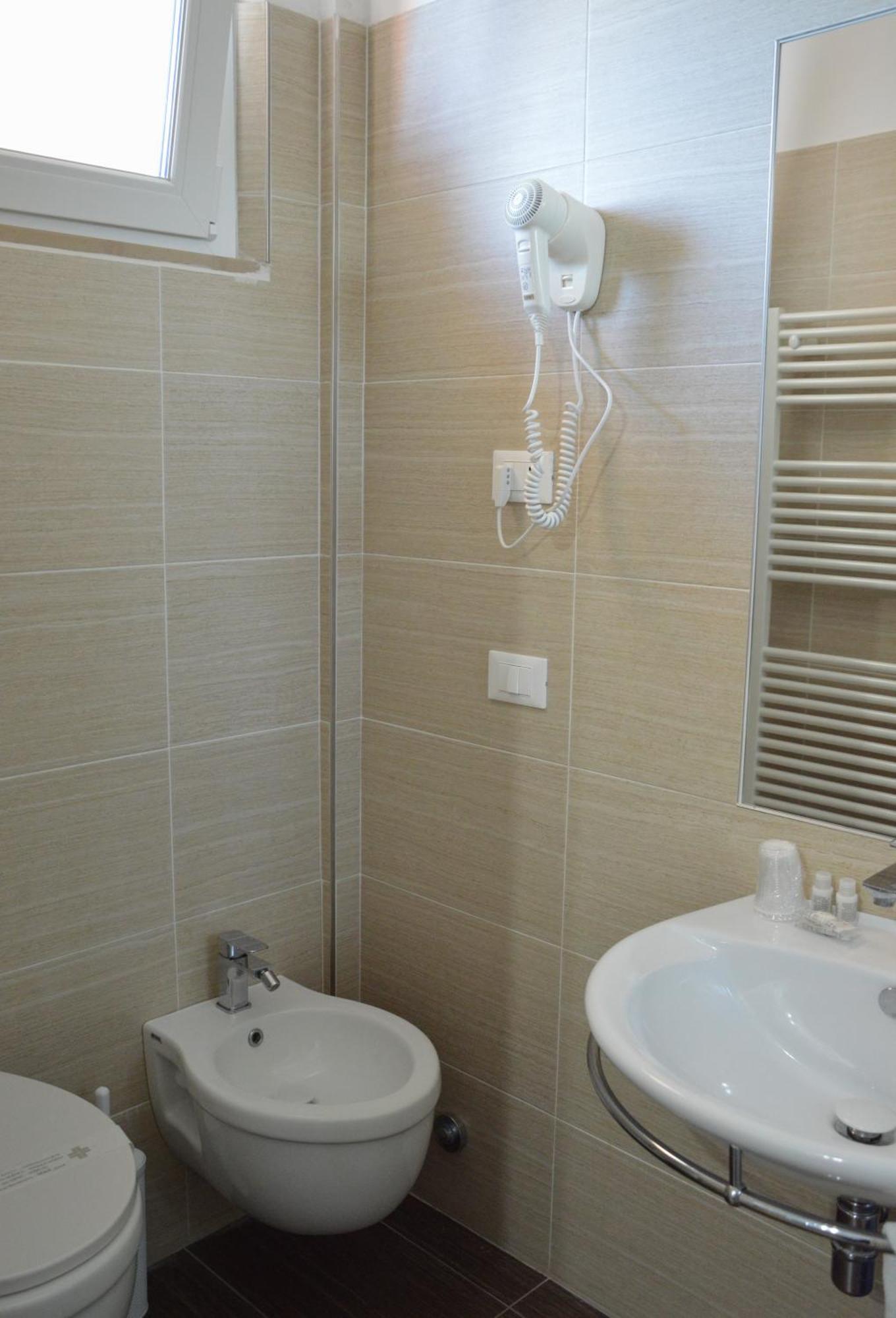 Hotel Caesar Pesaro Eksteriør bilde